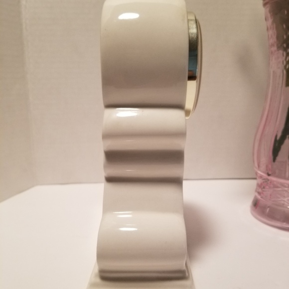 Table Clock - Picture 5 of 5